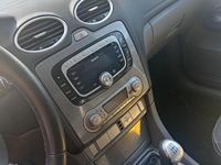 Usata Ford Focus 100 CV (73 kW) 2008 Grigio