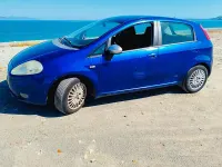 Usata Fiat Grande Punto 75 CV (55 kW) 2007 Bluazzurro Utilitaria