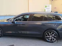 Usata Volvo V60 Business Edition 150 CV (110 kW) 2020 Grigio Station wagon