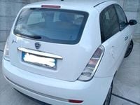 Usata Lancia Ypsilon 75 CV (55 kW) 2008 Bianco Utilitaria