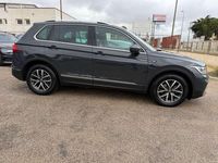 Usata VW Tiguan Life 122 CV (89 kW) 2022 Grigio SUV