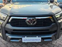 Usata Toyota HiLux 204 CV (150 kW) 2021 Grigio Pick-up