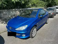 Usata Peugeot 206 CC 109 CV (80 kW) 2003 Bluazzurro Cabrio