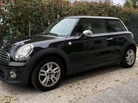 Begagnad Mini One D 90 HK (66 kW) 2012 Svart Halvkombi