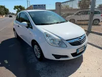 Usata Opel Corsa 65 CV (47 kW) 2010 Bianco Utilitaria