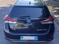 Usata Toyota Auris Hybrid Active 99 CV (72 kW) 2015 Berlina