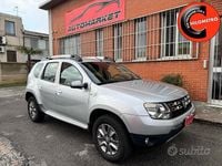 Usata Dacia Duster Lauréate 110 CV (80 kW) 2015 Grigio SUV