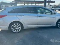 Usata Hyundai i40 Style 136 CV (100 kW) 2012 Argento Station wagon