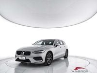 Usata Volvo V60 R-Design Momentum 150 CV (110 kW) 2020 Grigio Station wagon