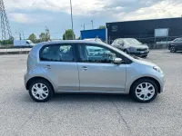 Usata VW up! Highline 68 CV (50 kW) 2016 Grigio Utilitaria
