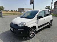 Usata Fiat Panda 4x4 Pop 85 CV (62 kW) 2019 Bianco pastello Utilitaria