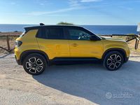 Usado Jeep Avenger 101 HP (74 kW) 2023 Amarelo SUV