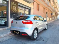 Begagnad Kia Rio EX 75 HK (55 kW) 2013 Silver Sedan