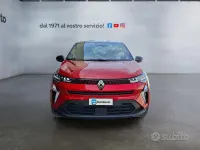 Usata Renault Captur Techno 101 CV (74 kW) 2025 Rosso SUV