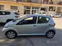 Usata Toyota Aygo 68 CV (50 kW) 2009 Grigio Utilitaria