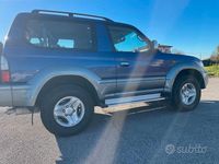 Usata Toyota Land Cruiser 163 CV (119 kW) 2000 Blu Station wagon