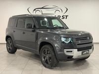 Usata Land Rover Defender SE Dynamic 200 CV (147 kW) 2023 Grigio SUV