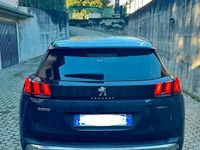 Usata Peugeot 3008 GT 131 CV (96 kW) 2019 Blu Berlina