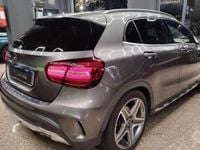 Usata Mercedes GLA200 Premium 136 CV (100 kW) 2017 Grigio SUV