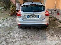 Usata Ford Focus 125 CV (91 kW) 2011 Grigio Berlina