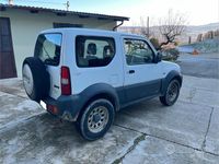 Second-hand Suzuki Jimny 86 CP (63 kW) 2006 Alb SUV