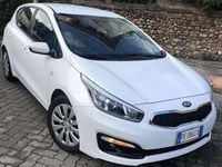 Usata Kia Ceed 110 CV (80 kW) 2016 Bianco Utilitaria