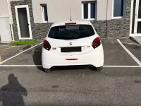 Usata Peugeot 208 75 CV (55 kW) 2016 Bianco Utilitaria