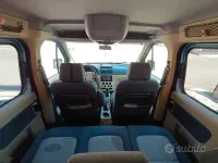 Usata Ford Tourneo Connect 110 CV (80 kW) 2007 Bluazzurro Monovolume