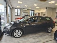 Usata Opel Astra Cosmo 140 CV (102 kW) 2015 Grigio Station wagon