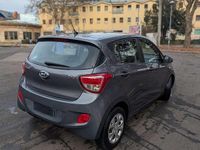 Usata Hyundai i10 67 CV (49 kW) 2016 Grigio Utilitaria