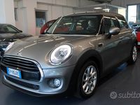 Usata Mini Cooper D Business 116 CV (85 kW) 2018 Beige Utilitaria
