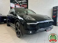 Usata Porsche Cayenne Platinum Edition 250 CV (183 kW) 2017 Nero SUV