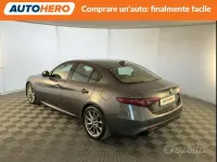 Używany Alfa Romeo Giulia Super 150 KM (110 kW) 2016 Szary Sedan/Limuzyna