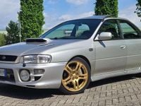 Usata Subaru Impreza 218 CV (160 kW) 2000 Grigio Berlina