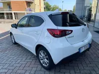 Usata Mazda 2 Comfort 75 CV (55 kW) 2018 Arctic white Utilitaria