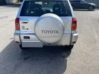 Usata Toyota RAV4 116 CV (85 kW) 2002 Grigio SUV