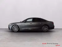 Usata Audi A8 286 CV (210 kW) 2023 Grigio daytona perlato Berlina