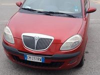 Usata Lancia Ypsilon 80 CV (58 kW) 2004 Rosso Utilitaria