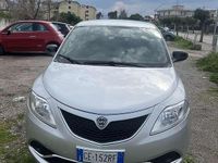 Usata Lancia Ypsilon Gold 69 CV (50 kW) 2021 Utilitaria
