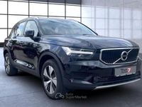 Usata Volvo XC40 Momentum 163 CV (119 kW) 2022 Nero SUV