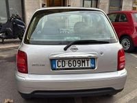 Usata Nissan Micra 60 CV (44 kW) 2002 Argento Utilitaria