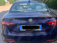 Usata Alfa Romeo Giulia Lusso 179 CV (131 kW) 2016 Blu/azzurro Berlina