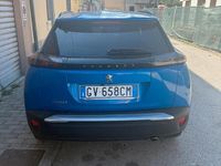Usata Peugeot 2008 Allure 131 CV (96 kW) 2023 Blu SUV