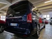 Usata Mercedes V220 Premium 163 CV (119 kW) 2020 Blu Monovolume