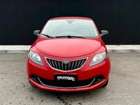 Usata Lancia Ypsilon Gold 70 CV (51 kW) 2022 Rosso Utilitaria