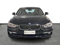 Usata BMW 330e Advantage 252 CV (185 kW) 2017 Blu Berlina
