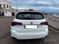 Usata Fiat Tipo 120 CV (88 kW) 2019 Bianco Station wagon
