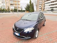Usata Lancia Ypsilon Silver 69 CV (50 kW) 2018 Blu/azzurro Utilitaria