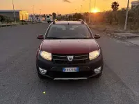 Usata Dacia Sandero Stepway 90 CV (66 kW) 2013 Rosso Berlina