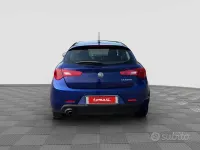 Usata Alfa Romeo Giulietta 120 CV (88 kW) 2019 Blu Utilitaria